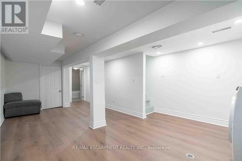 195 Wood Street E, Hamilton, ON - Indoor Photo Showing Other Room