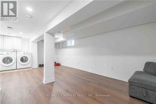 195 Wood Street E, Hamilton, ON - Indoor Photo Showing Laundry Room