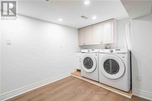 195 Wood Street E, Hamilton, ON - Indoor Photo Showing Laundry Room