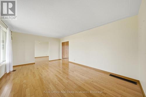 1137 Ridge Road, Hamilton, ON 