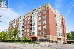 605 - 515 ROSEWELL AVENUE Toronto, ON M4R 2J3