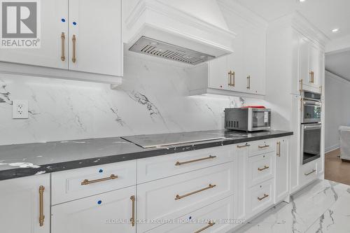 99 Benjamin Drive, Vaughan, ON - Indoor Photo Showing Kitchen