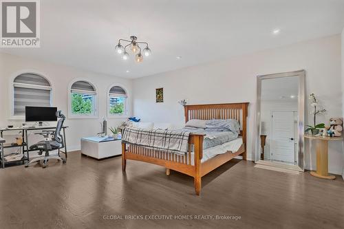 99 Benjamin Drive, Vaughan, ON - Indoor Photo Showing Bedroom