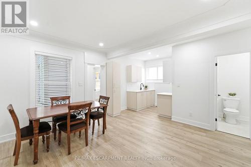 968 Main Street E, Hamilton, ON - Indoor Photo Showing Dining Room