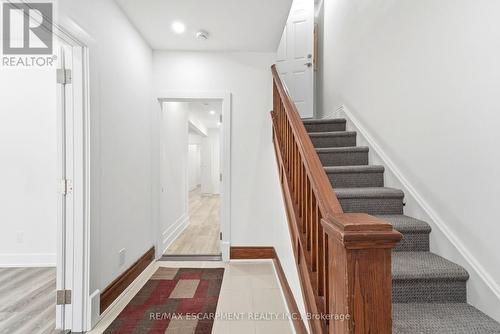 968 Main Street E, Hamilton, ON - Indoor Photo Showing Other Room