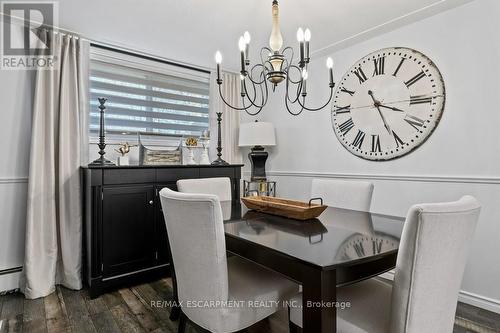 9793 Dickenson Road W, Hamilton, ON - Indoor Photo Showing Dining Room