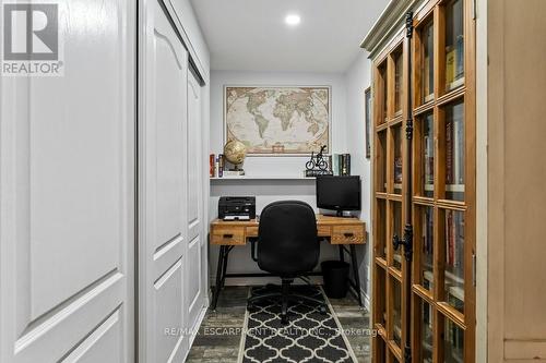 9793 Dickenson Road W, Hamilton, ON - Indoor Photo Showing Office