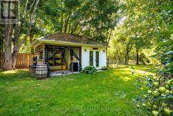 Backyard Studio - 