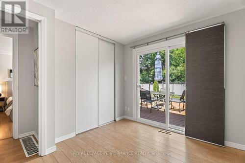 2179 Erinbrook Crescent, Ottawa, ON - Indoor Photo Showing Other Room
