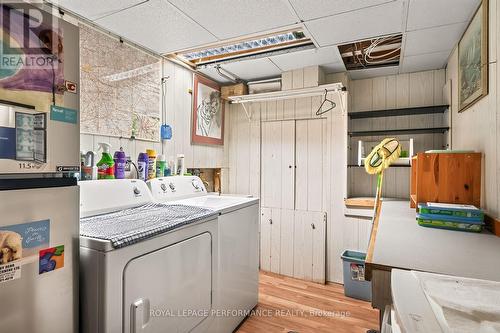 2179 Erinbrook Crescent, Ottawa, ON - Indoor Photo Showing Laundry Room