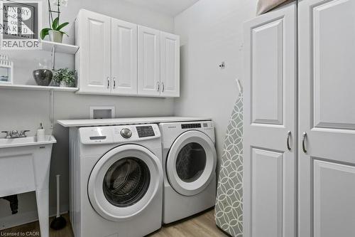 9793 Dickenson Road W, Hamilton, ON - Indoor Photo Showing Laundry Room