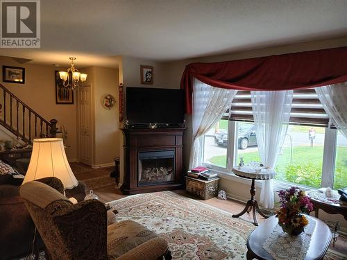45 Poplar Rd, Elliot Lake, ON - Indoor Photo Showing Living Room With Fireplace