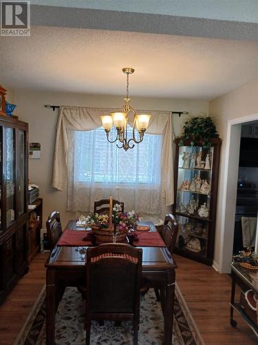 45 Poplar Rd, Elliot Lake, ON - Indoor Photo Showing Dining Room