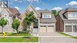 19 FINLAND DRIVE Vaughan, ON L4H 4A2