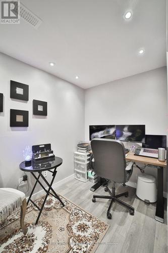 15 Mcallistar Drive, Hamilton, ON - Indoor Photo Showing Office