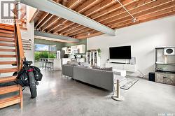 319 D AVENUE S  Saskatoon, SK S7M 1R2