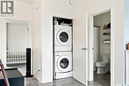 319 D Avenue S, Saskatoon, SK - Indoor Photo Showing Laundry Room