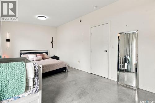 319 D Avenue S, Saskatoon, SK - Indoor Photo Showing Bedroom