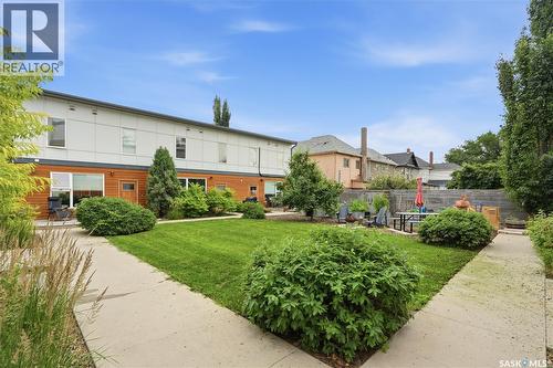 319 D Avenue S, Saskatoon, SK - Outdoor