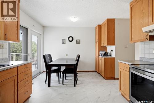 515 Frobisher Crescent, Saskatoon, SK - Indoor Photo Showing Kitchen