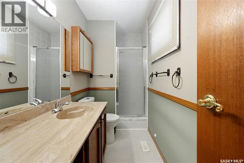515 Frobisher Crescent, Saskatoon, SK - Indoor Photo Showing Bathroom