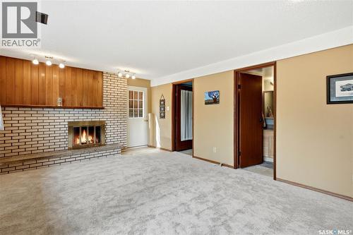515 Frobisher Crescent, Saskatoon, SK - Indoor With Fireplace