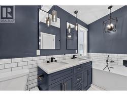 Primary 5 piece ensuite - 