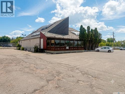 379 Albert Street, Regina, SK 