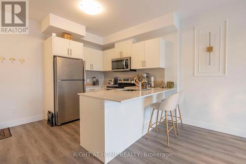 302 - 1000 Lackner Place E, Kitchener, ON - Indoor Photo Showing Kitchen With Stainless Steel Kitchen