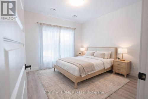 302 - 1000 Lackner Place E, Kitchener, ON - Indoor Photo Showing Bedroom