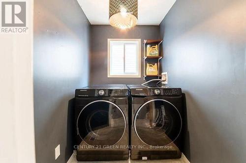 7 Swartz Street, Kitchener, ON - Indoor Photo Showing Laundry Room