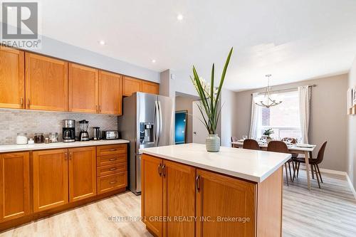7 Swartz Street, Kitchener, ON - Indoor Photo Showing Kitchen