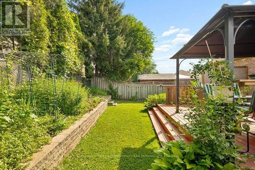158 Bankside Drive, Kitchener, ON - Outdoor