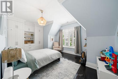 363 Niar Avenue, Mississauga, ON - Indoor Photo Showing Bedroom