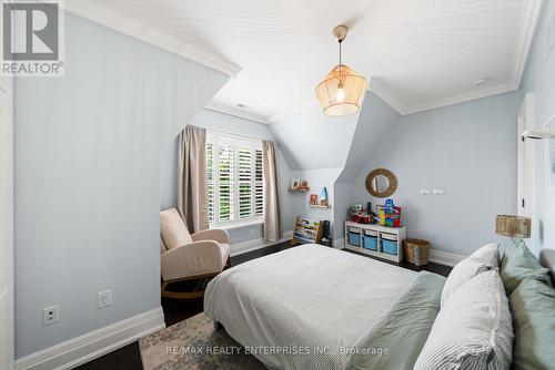 363 Niar Avenue, Mississauga, ON - Indoor Photo Showing Bedroom