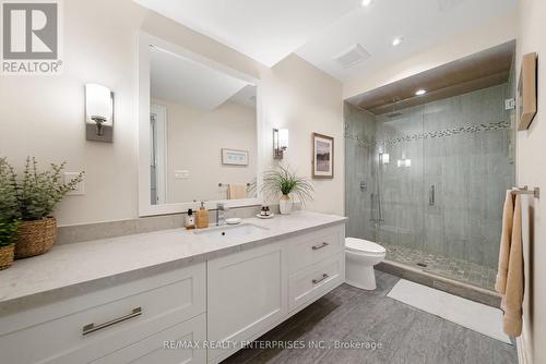 363 Niar Avenue, Mississauga, ON - Indoor Photo Showing Bathroom