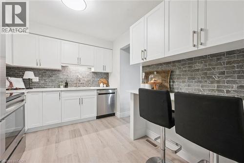 89 Woolwich Street Unit# 10, Waterloo, ON - Indoor Photo Showing Kitchen With Upgraded Kitchen