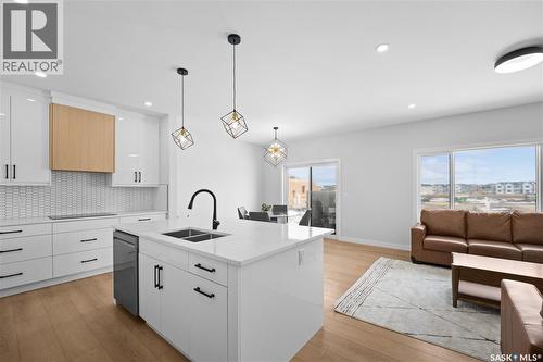 243 Leskiw Lane, Saskatoon, SK - Indoor Photo Showing Kitchen With Double Sink With Upgraded Kitchen