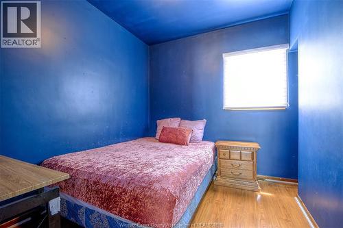 1233 Lincoln, Windsor, ON - Indoor Photo Showing Bedroom