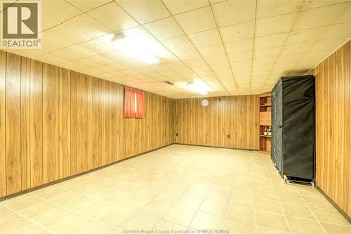 1233 Lincoln, Windsor, ON - Indoor