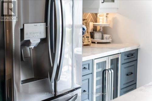 67 Hutton Place, Clarington, ON - Indoor Photo Showing Kitchen