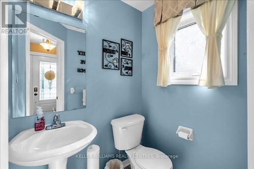 67 Hutton Place, Clarington, ON - Indoor Photo Showing Bathroom