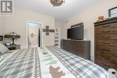 52 Aletha Drive, Prince Edward County (Wellington Ward), ON - Indoor Photo Showing Bedroom