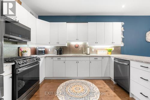 52 Aletha Drive, Prince Edward County (Wellington Ward), ON - Indoor Photo Showing Kitchen With Upgraded Kitchen