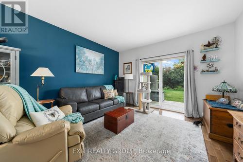 52 Aletha Drive, Prince Edward County (Wellington Ward), ON - Indoor Photo Showing Living Room