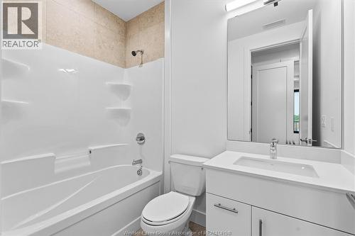 595 Lilymac Unit# 409, Windsor, ON - Indoor Photo Showing Bathroom