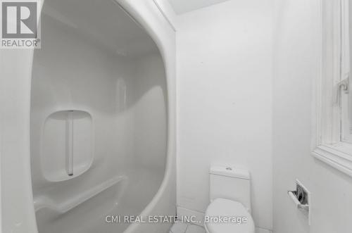 6 John Place, Waterloo, ON - Indoor Photo Showing Bathroom