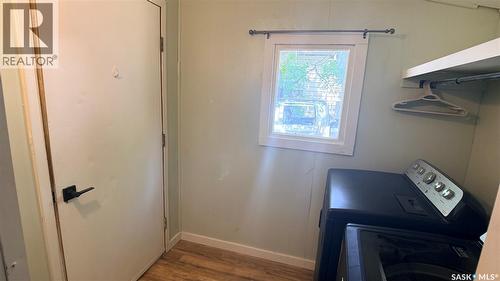 605 2Nd Street, Estevan, SK - Indoor Photo Showing Laundry Room