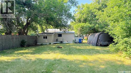 605 2Nd Street, Estevan, SK - Outdoor