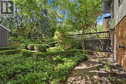 571 Leonard Court, Burlington, ON - Outdoor
